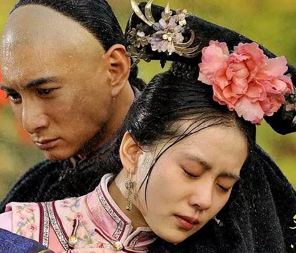 刘诗诗顺产,吴奇隆:小朋友来报道,母子平安,一众明星齐祝福