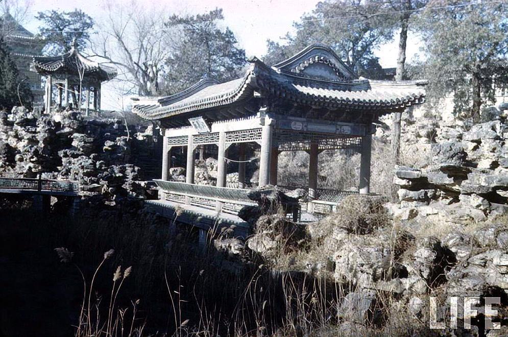 稀有高清彩色老照片,原来1946年前后的皇家园林景色是这样的