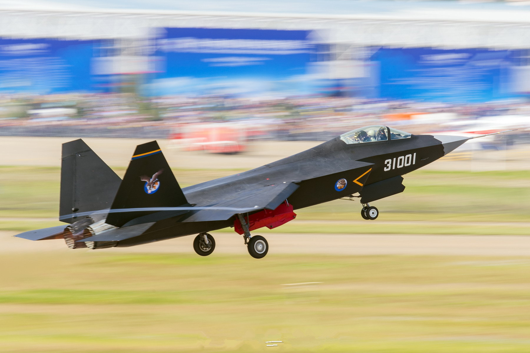 歼31痛失订单,土耳其宣布采购俄制战机,发动机再次拖后腿