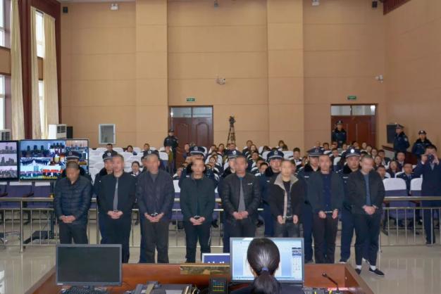 岷县人民法院公开开庭宣判张某艳等29人涉黑案件