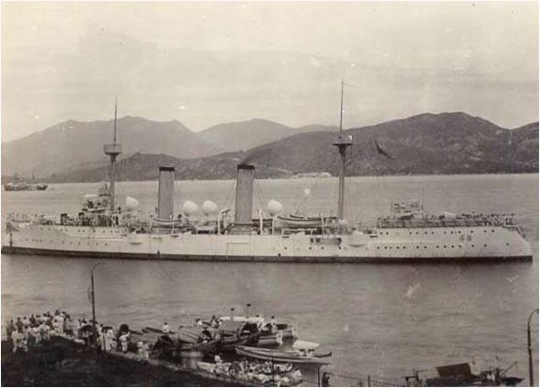 海琛号巡洋舰图片