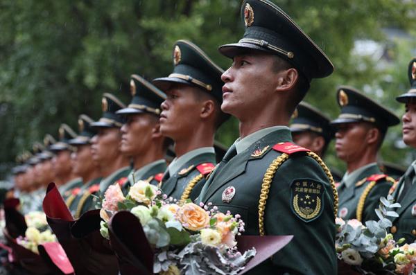 武警北京总队执勤第三支队举行参加国庆阅兵官兵凯旋仪式