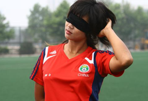 她曾被称女足"最美黑珍珠",曾代表中国参加奥运会,今