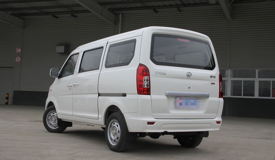 福汽启腾-启腾m70,呈现圆润流线时尚的美,看起来成熟精致