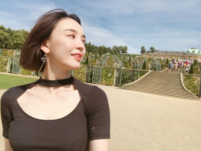 娱乐圈压力有多大,网友爆料又一位女演员患得了抑郁症