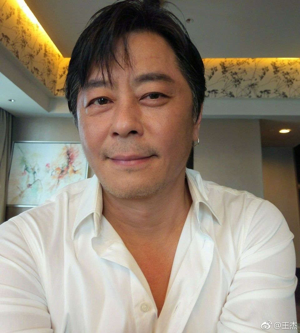 盘点娱乐圈中十大王姓明星价值排行,王源未上榜,王丽坤只能垫底
