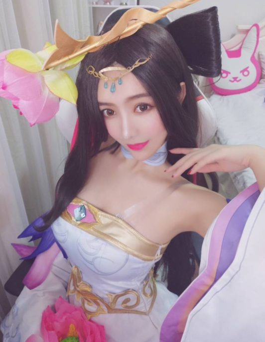 王者荣耀貂蝉cos:张琪格妩媚,饺子性感,最后一位看呆了!