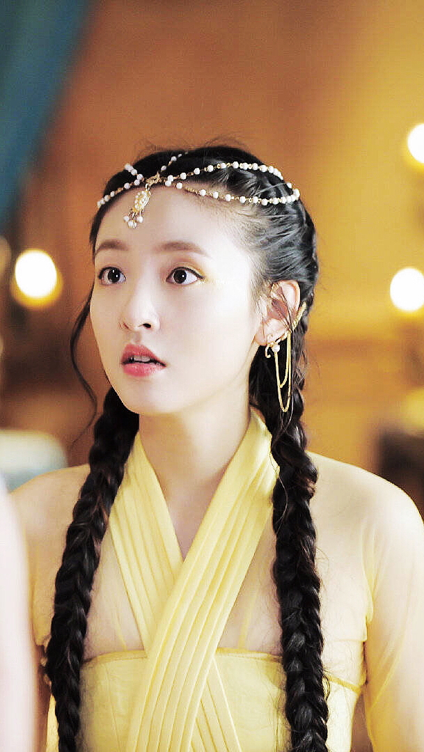 吴倩叶远安壁纸:大唐盛世,美人如画!异族装很美!