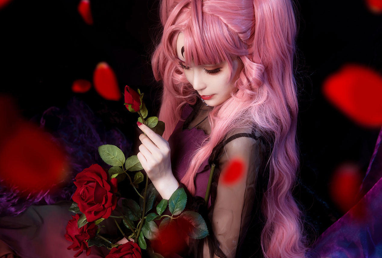 这组国人高颜值妹子cos的黑暗小兔!是不是有种惊艳的感觉呢?