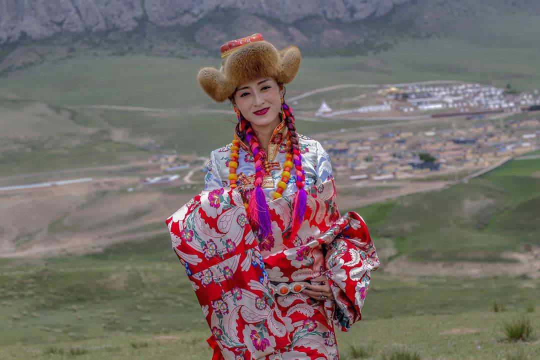 甘南藏民少女图片