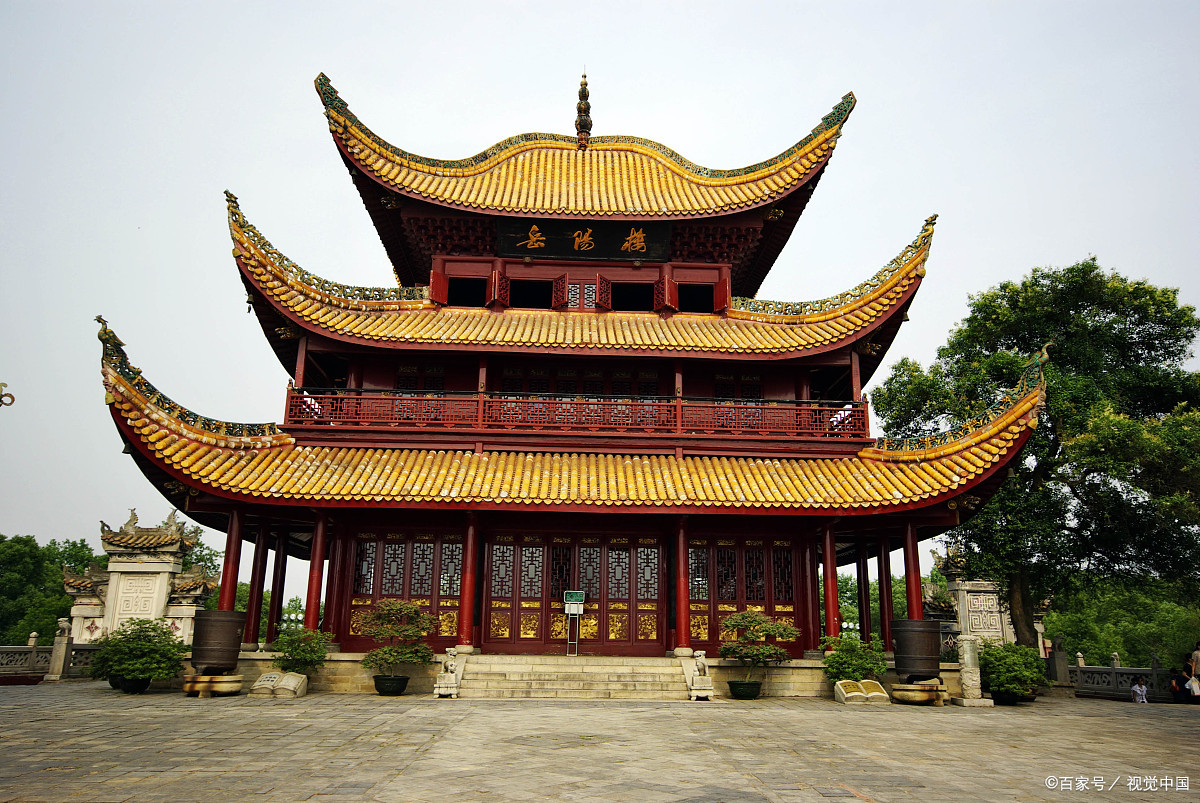 中国四大名楼之一:洞庭湖畔岳阳楼,做工精美绝伦,值得一看