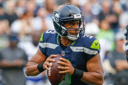 海鹰四分卫威尔逊敲定续约合同 获联盟最高薪