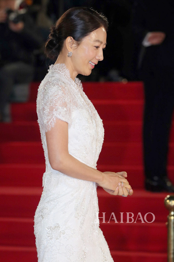 2018第39届韩国电影青龙奖颁奖典礼红毯美图精选!