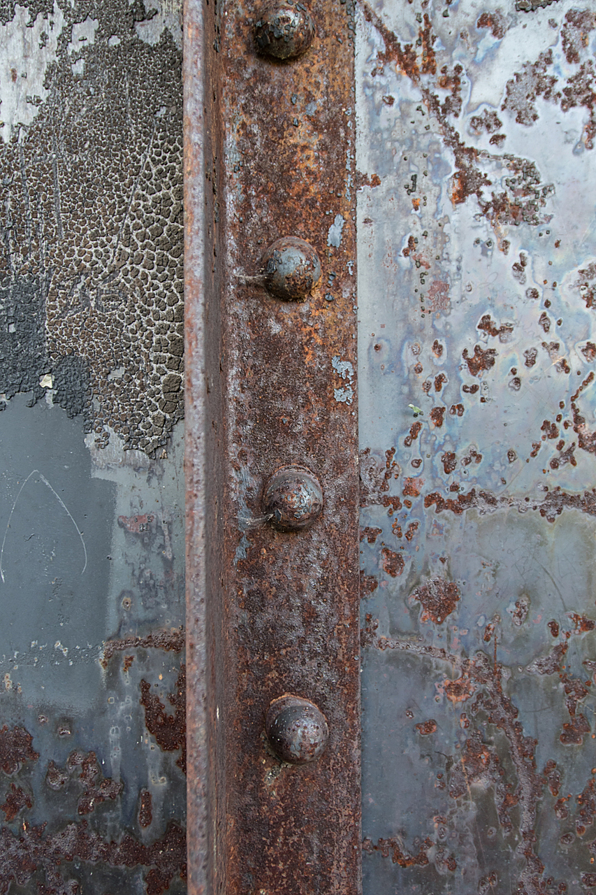 铁生锈是常见现象,影响铁制品外观,性能和使用寿命.