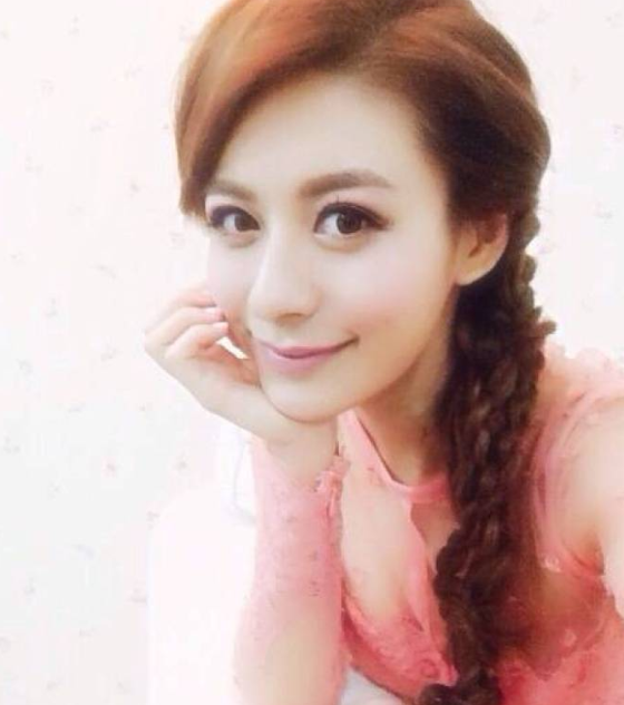 江若琳美照,网友:是不是谎报年龄了?明明31岁,偏偏像21岁!