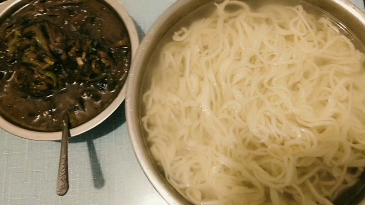 打卤面这样做真好吃,天天都吃不腻,比吃红烧肉还香