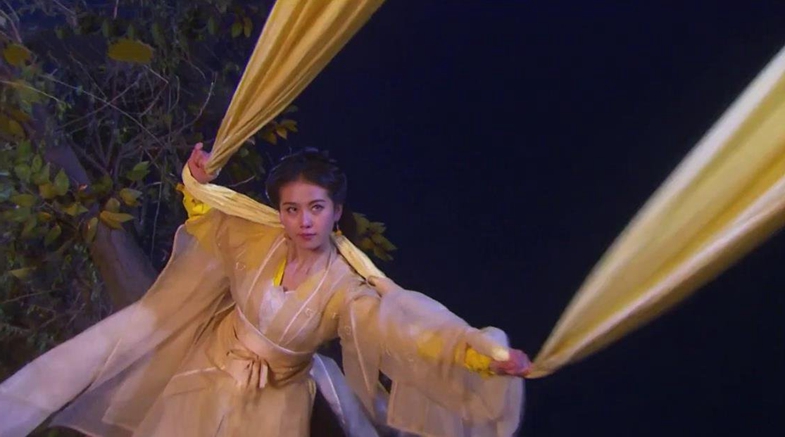 古装剧中用绸缎做武器的女星:刘涛舒畅唐艺昕,都不及她经典