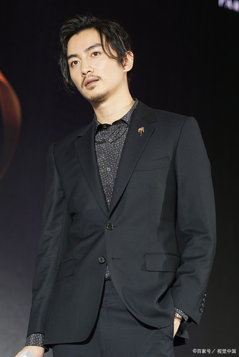 陈晓有没有胡子都很有韵味