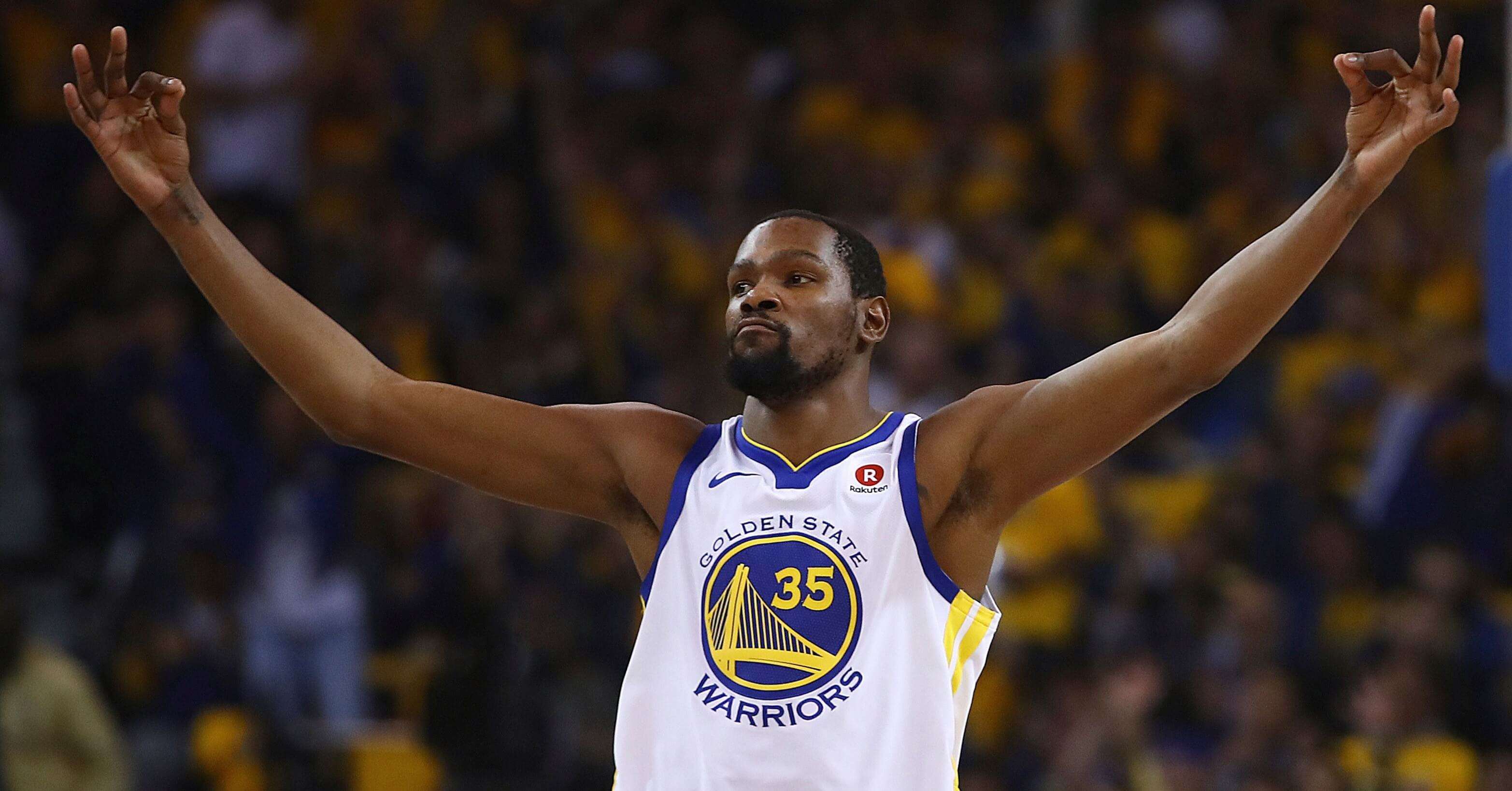 勇士再一次100%,胜利背后五巨头皆有斩获,杜兰特专治反击