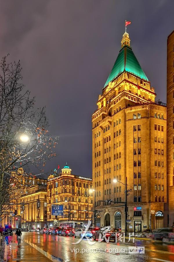 上海外滩风光旖旎 浦江两岸夜色迷人