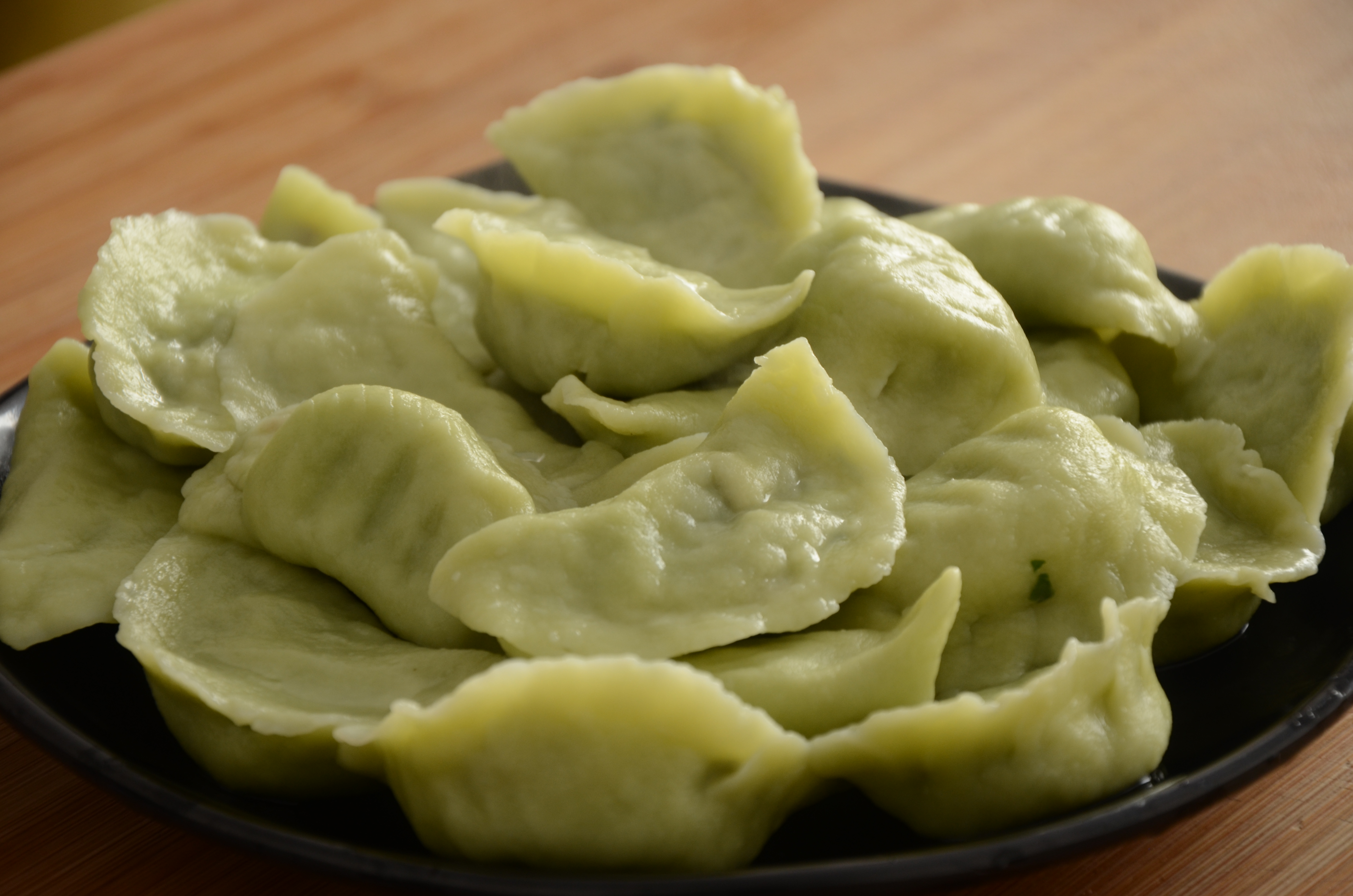 天气变冷了,用这菜做饺子馅,低脂肪维生素高,女人吃了不发胖