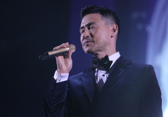 盘点娱乐圈中七大姓张的歌手,每个都有天籁之音,你喜欢谁?