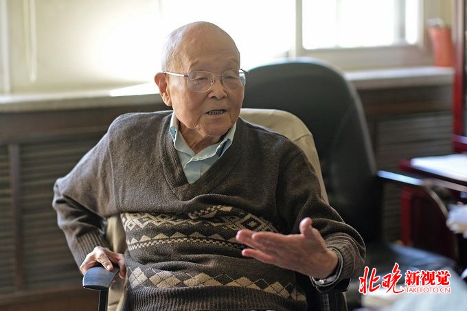 93岁清华最老授课教师张礼,一生挚爱竟然是它!