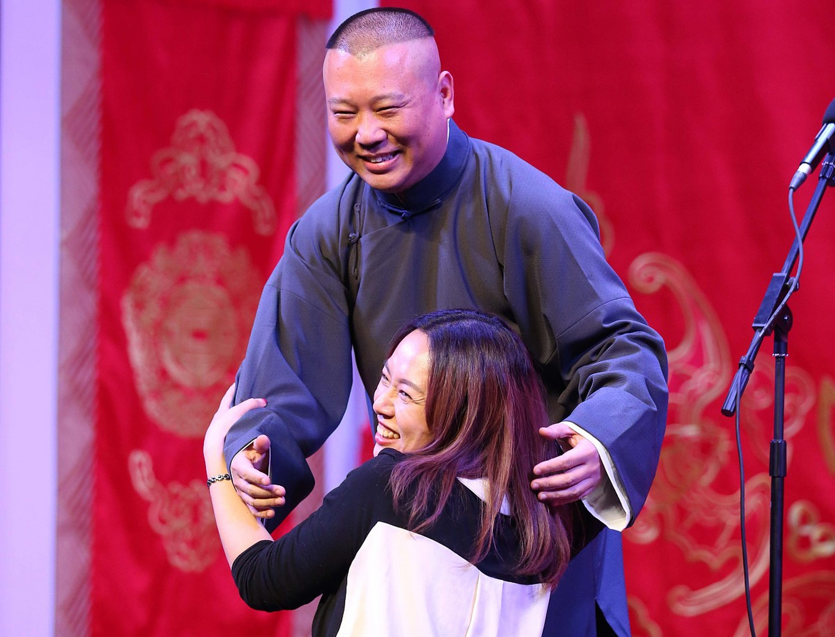 郭德纲回应郭麒麟的牙刷梗# #我在2024等你# #优质短图文计划