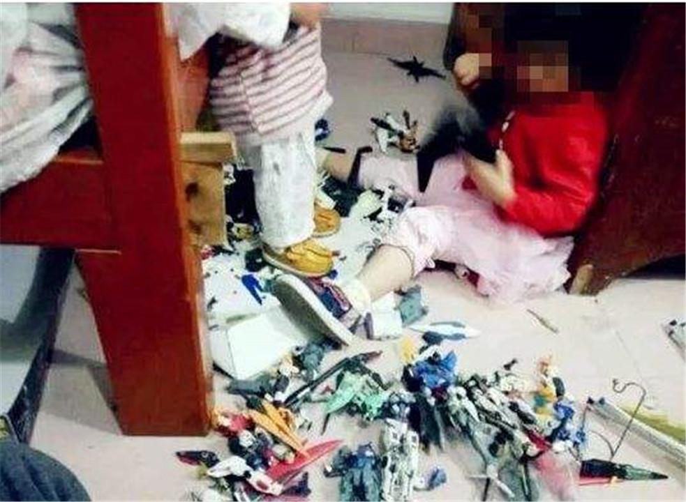 "一堆泥人20万,你想讹钱?"熊孩子弄坏天价手办,家长拒赔偿