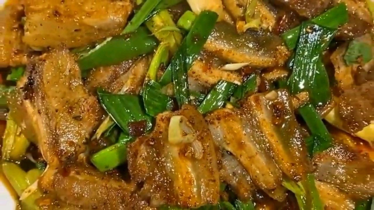 回锅肉的正宗做法,掌握这方法,肥而不腻,入口浓香,下饭菜首选