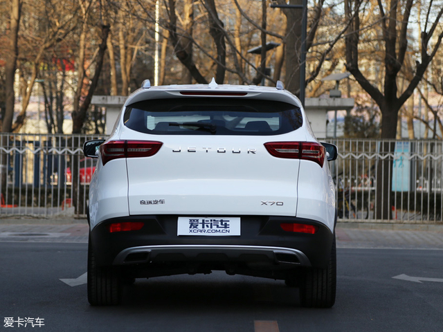 新产品序列的第一辆车 爱卡实拍捷途x70