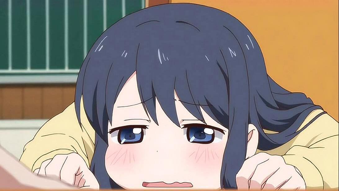 以等身抱枕作为假想男友,日夜做着恋爱研究.