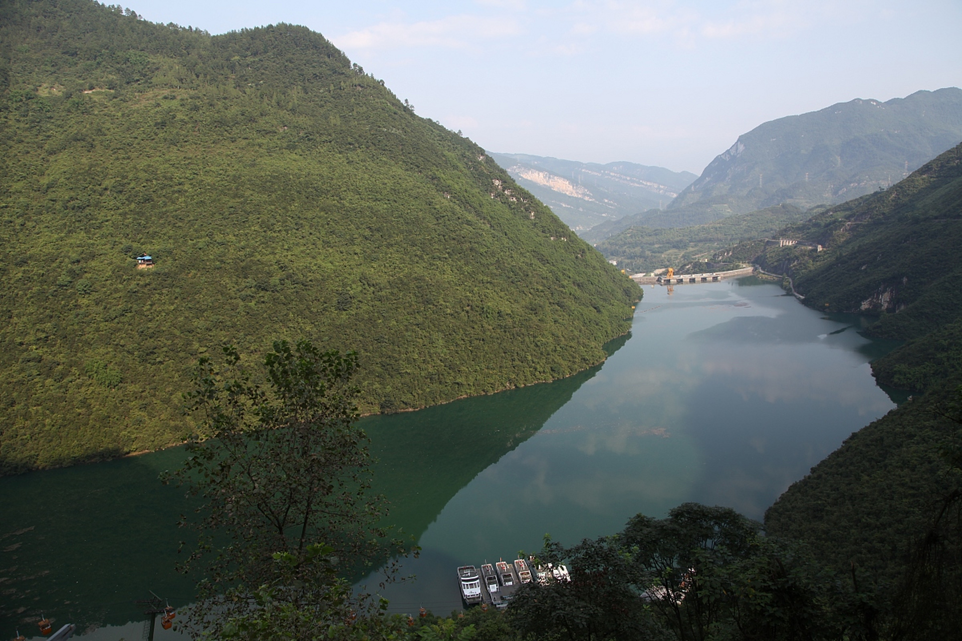 彭水乌江画廊:一幅流动的天然画卷  彭水乌江画廊,是乌江流域的一处