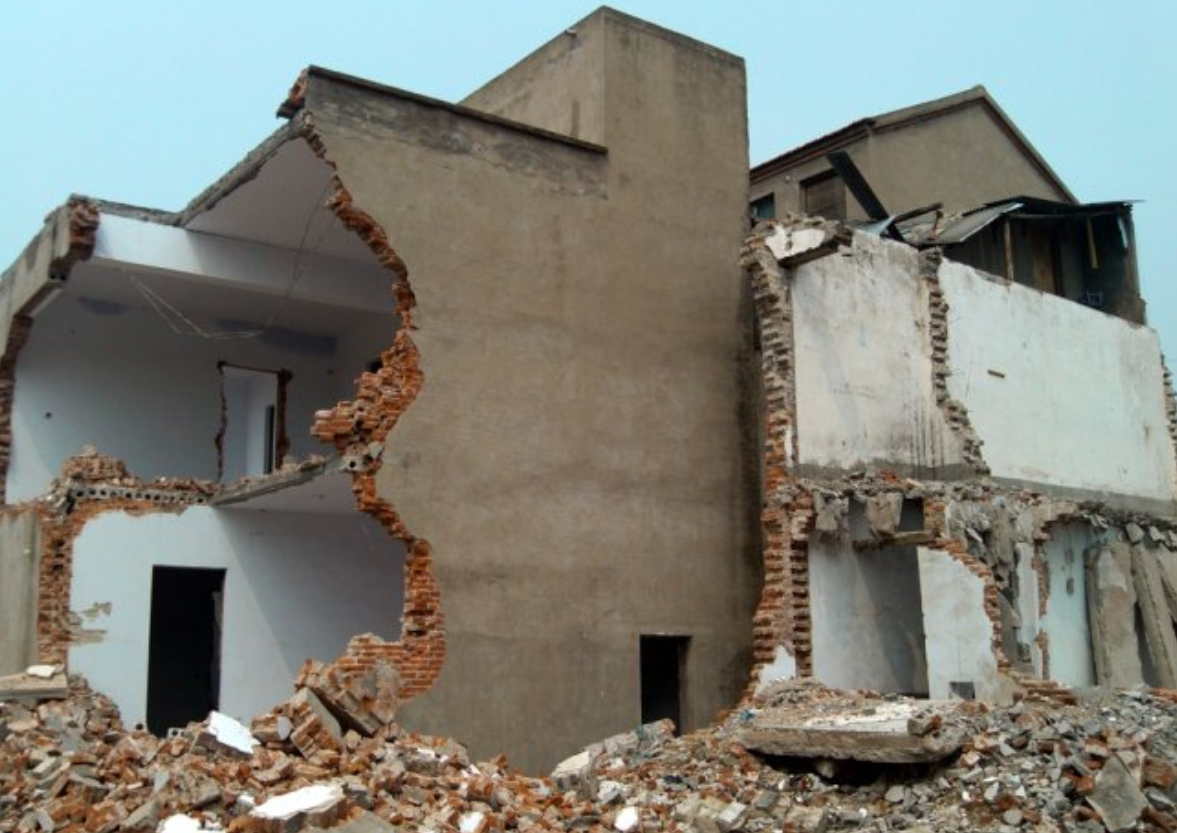 为什么房子拆迁的"拆"字要画红圈呢?过来人透露其中"奥秘"