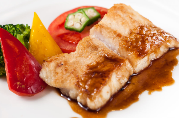 闭门不出的美味,这种煎鱼排的方法,简单好做又好吃