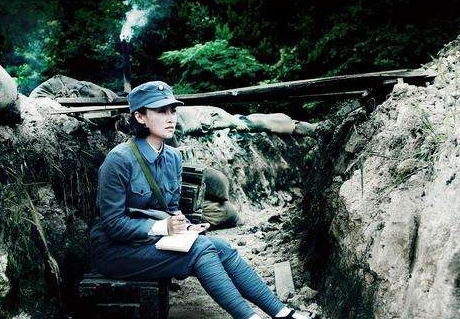 1943年银屏山,新四军女战士拉响手雷,与200多名日军同归于尽