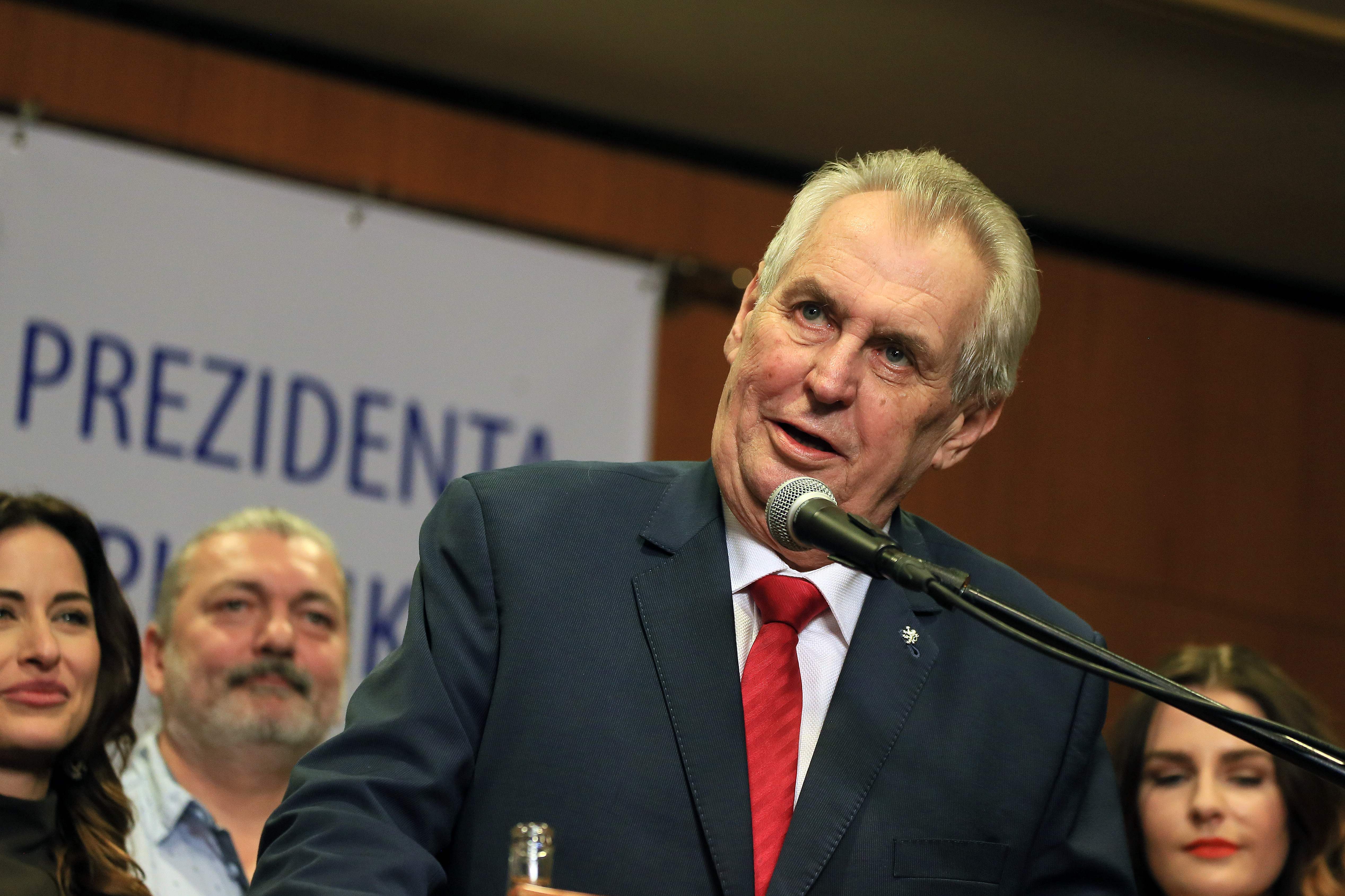 (外代一线)(5)捷克总统泽曼赢得连任