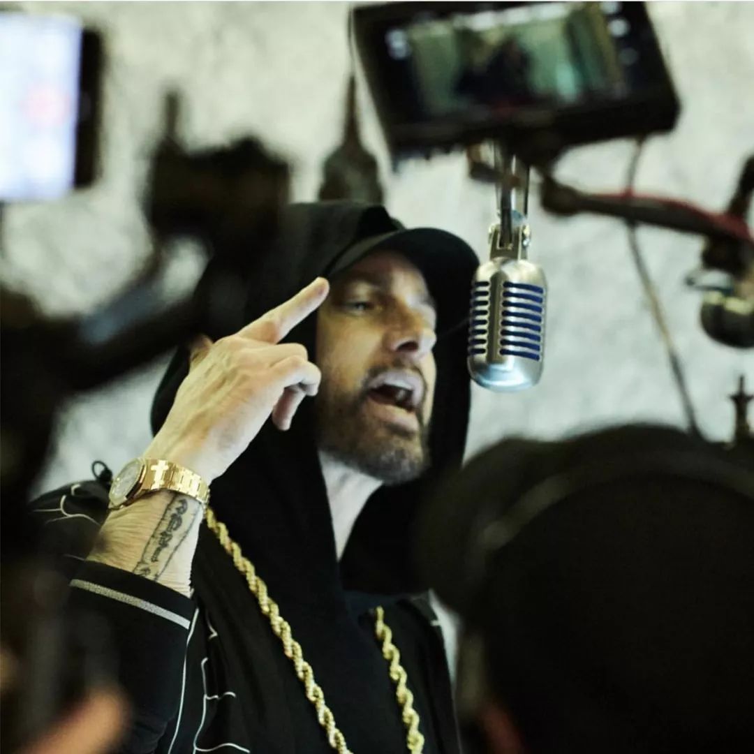 潮图| 姆爷近期照来了!