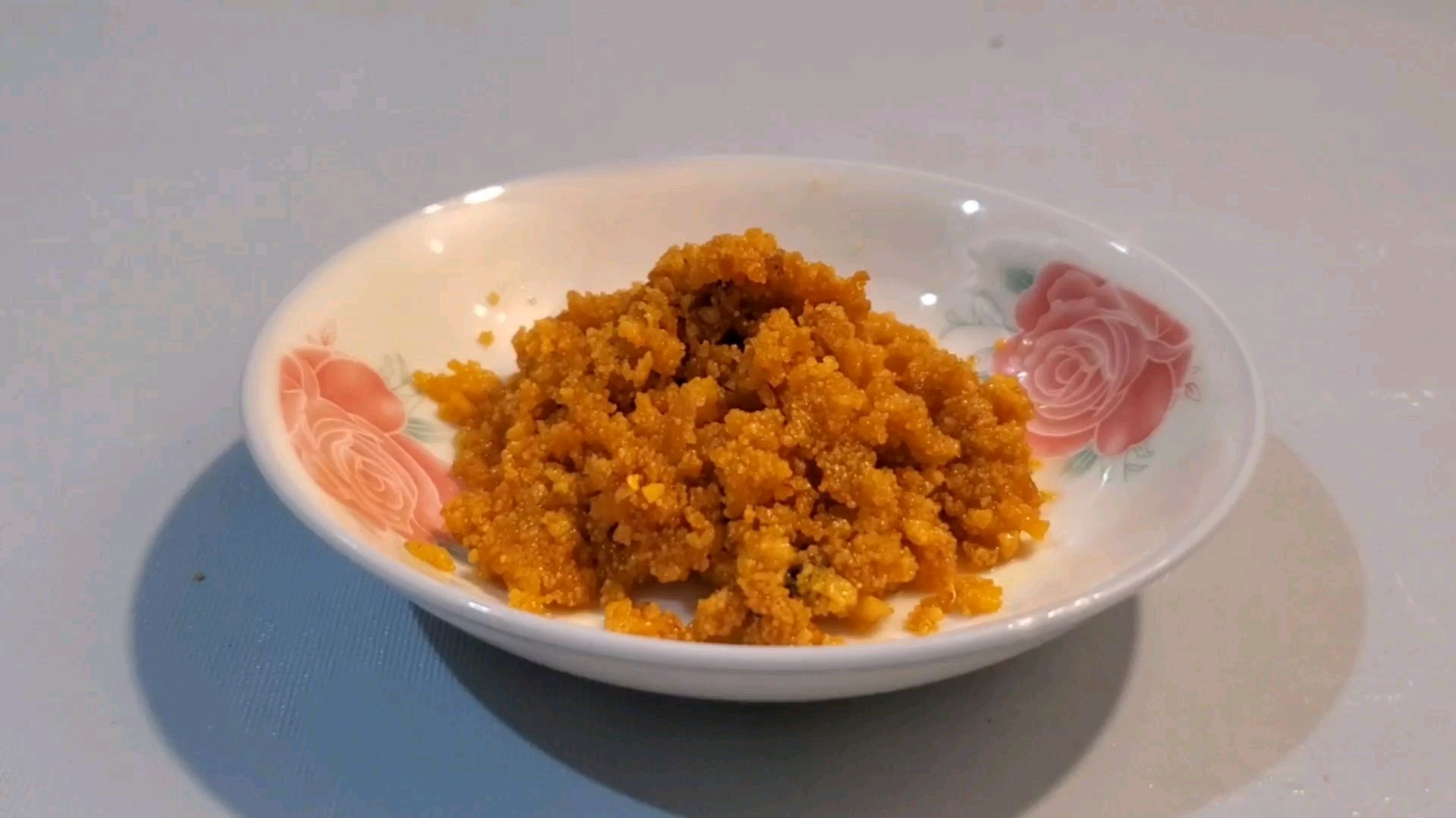 在家也能做寿司,鱼籽不知道怎么吃,做成鱼籽寿司吧