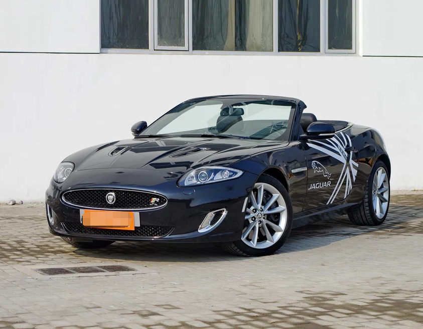 捷豹xk最适合成功男士开的车,空间大,舒适性强