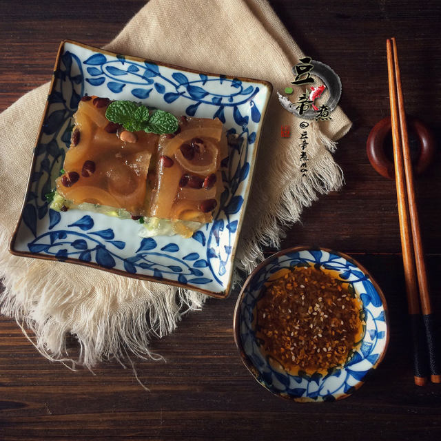 美味牛皮冻,自己做的安全无添加,吃着q弹有嚼劲