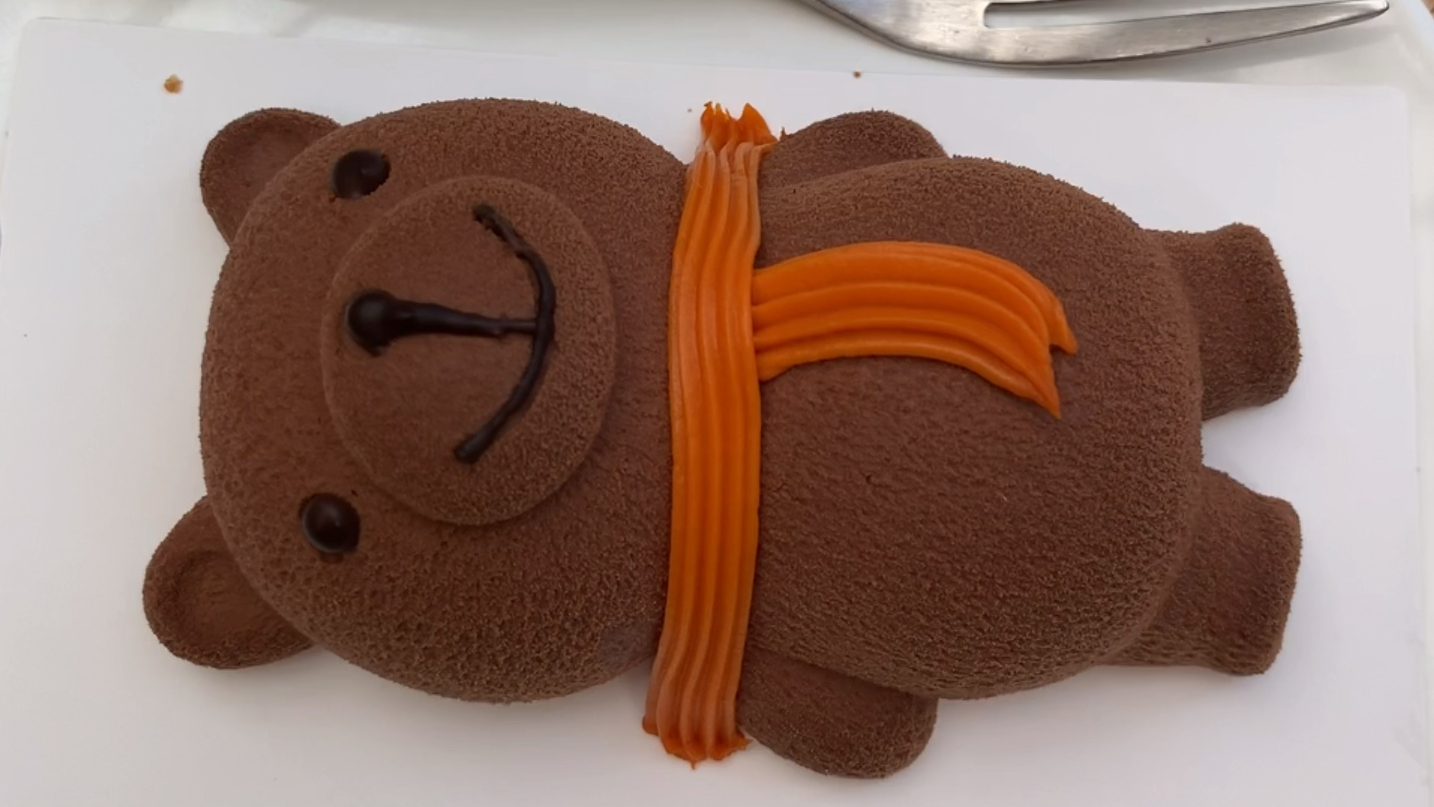 可爱、呆萌的星巴克小熊蛋糕,舍不得吃