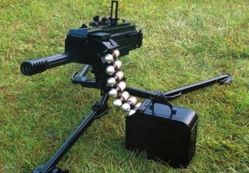 lg3型榴弹发射器是我国重型榴弹发射器,却仅有39千克,比起国外的轻