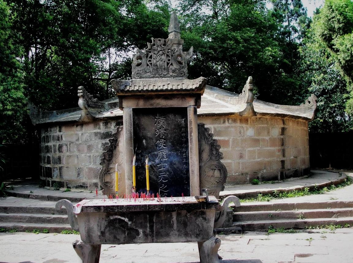 中国最"诡异"的三座古墓:第一座至今不敢挖掘,第三座遭雷劈过