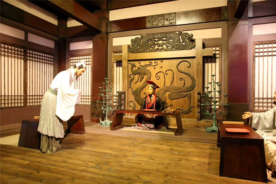 为他求情,鲍叔牙对桓公说,管仲是难得的人才,齐国要是想发展的更好,不