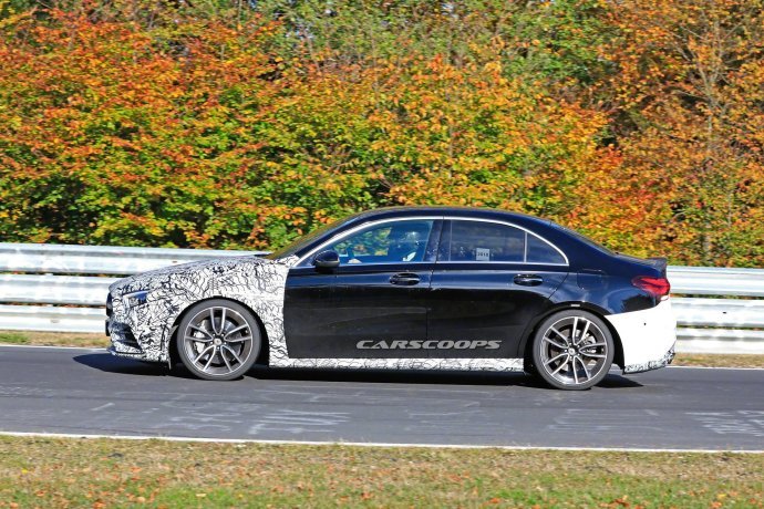 奔驰amg a35三厢版谍照曝光 最便宜的amg车型来袭