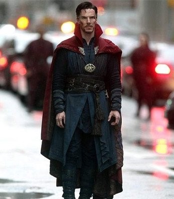 《奇异博士》:著名医生因车祸双手残废,神秘魔法让他变成了这样