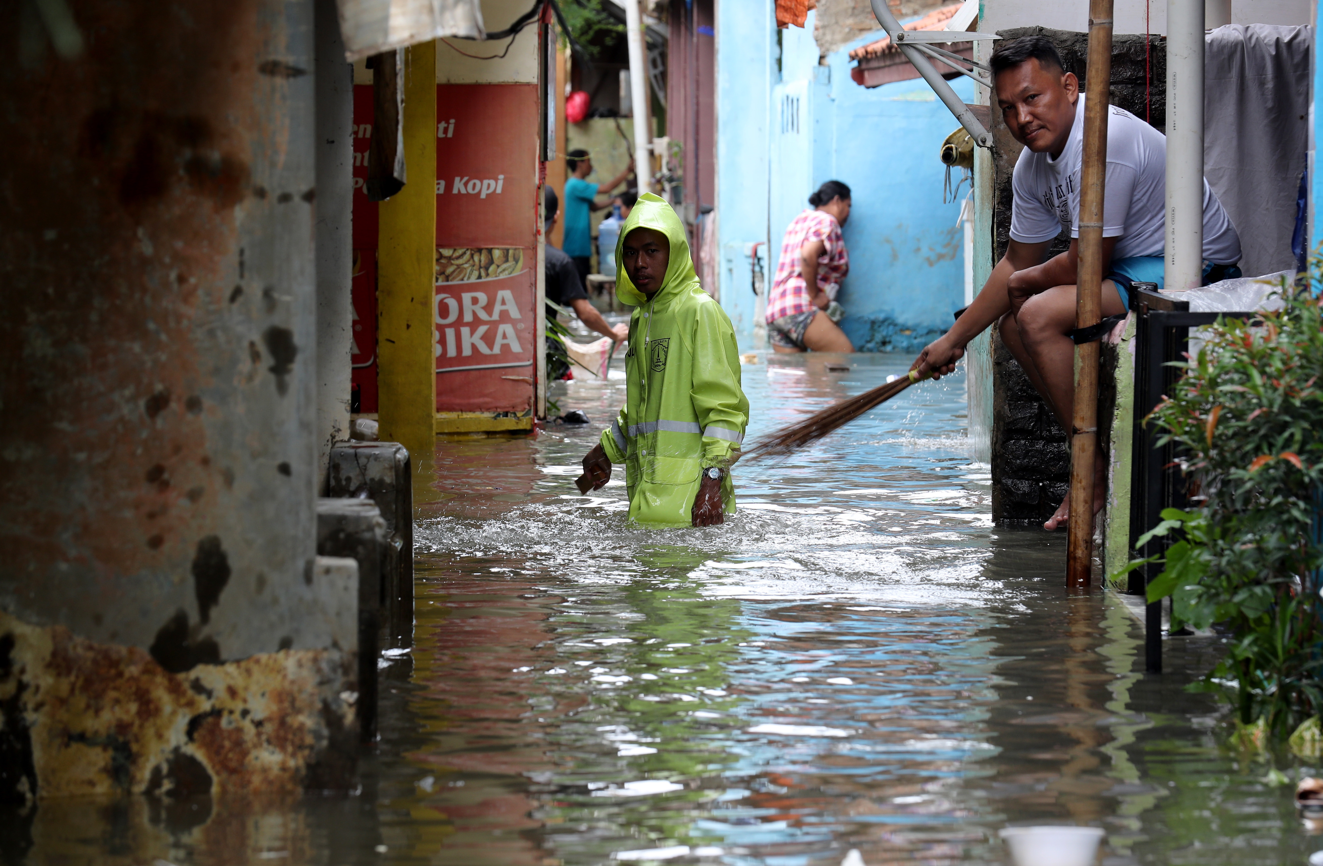 印尼首都遭受洪水侵袭(1)