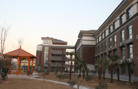 菏泽"全面改薄",攻坚克难促教育均衡