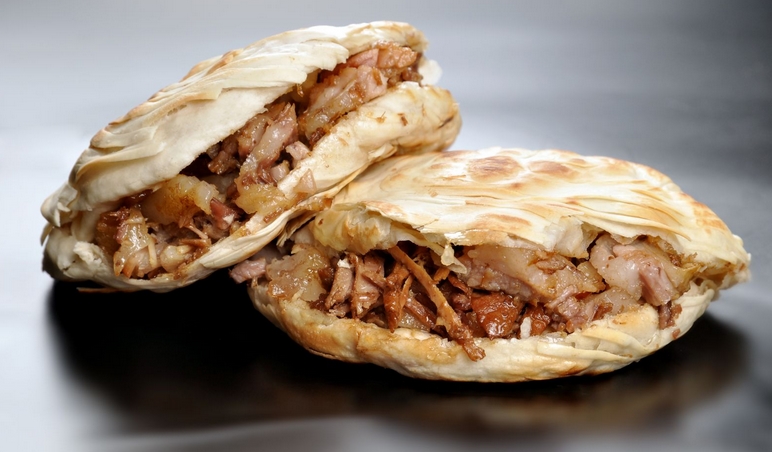 在外边绝对买不到的货真价实肉夹馍!自己做的也很香